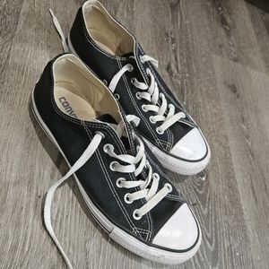 Converse, women's 9, men's 7